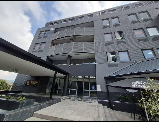 389M² RETAIL TO LET IN ROSEBANK